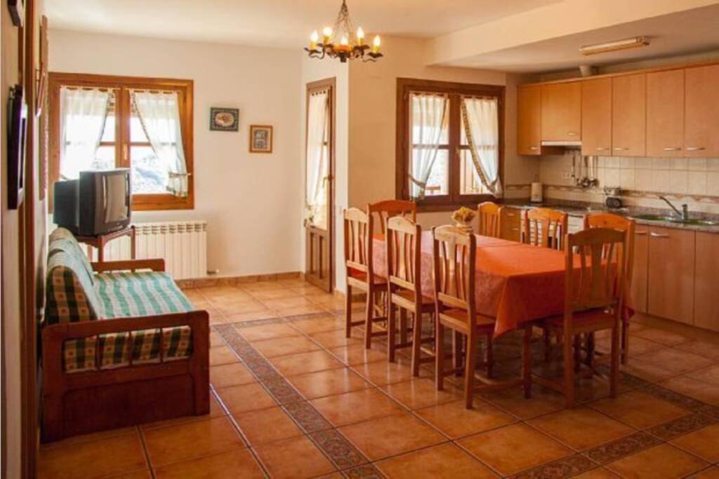 Apartamento San Hipolito Apartment Alquézar Екстериор снимка